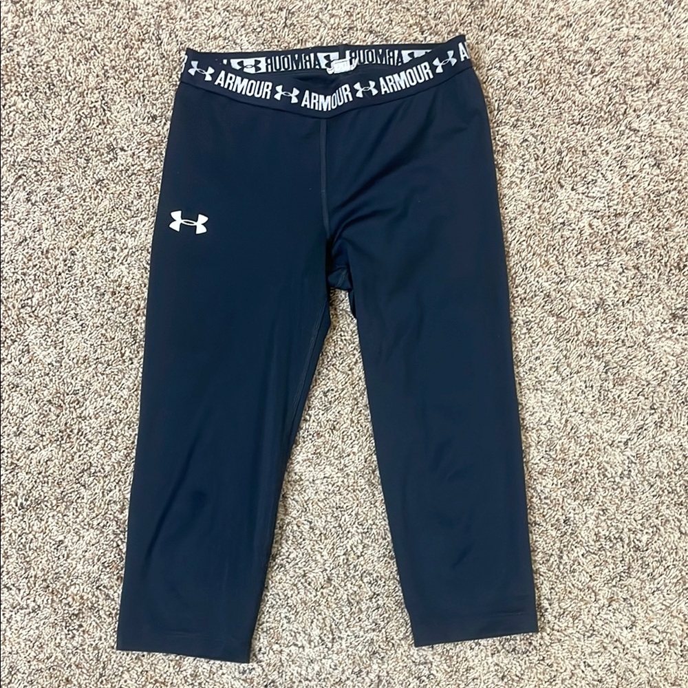 Under Armour Black Capri Leggings